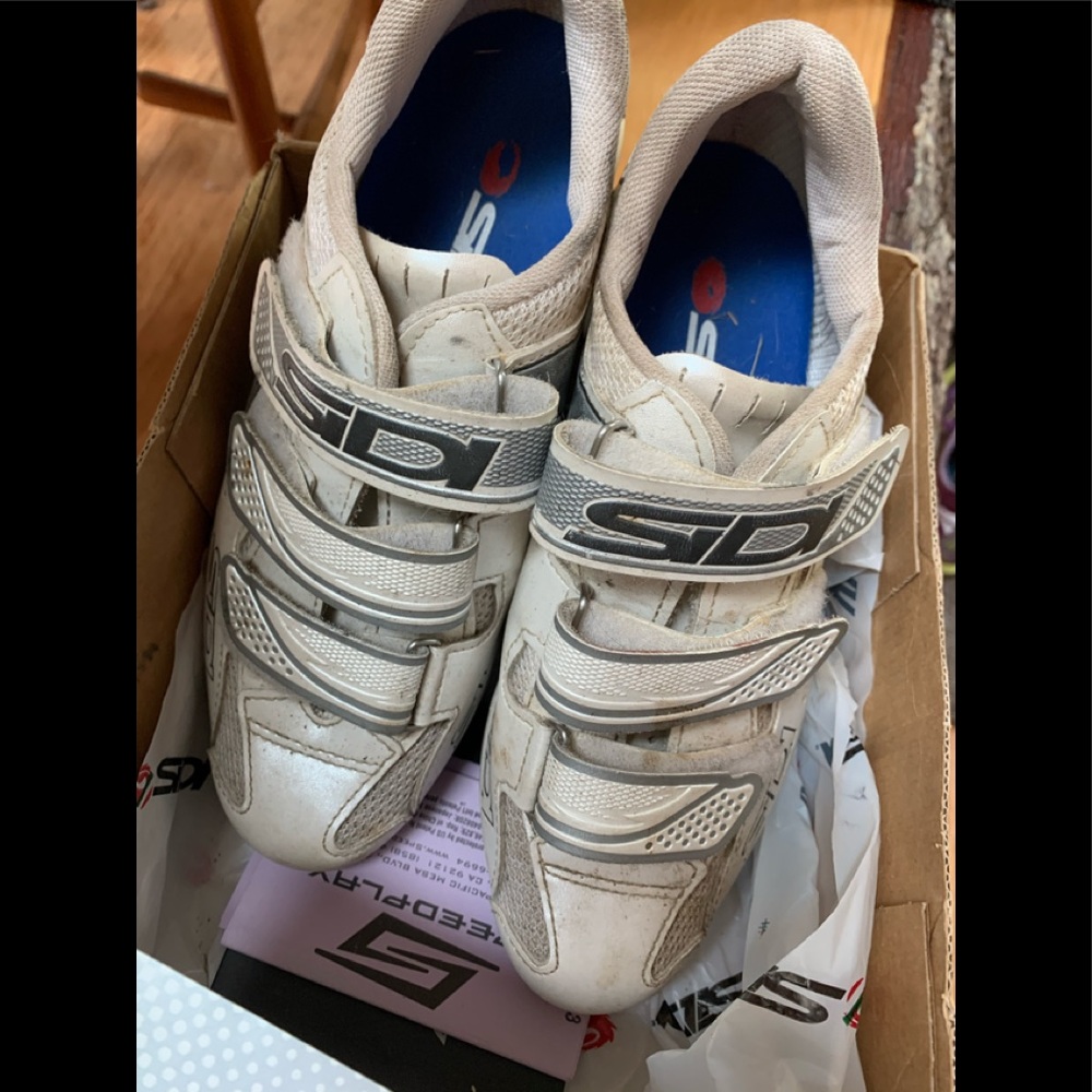 Sidi bike shoes w cleats